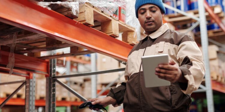 Dropshipping vs. Direktversand: Was rechnet sich?