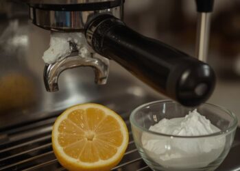 Hausmittel als Kaffeemaschinenreiniger: Besser nicht?